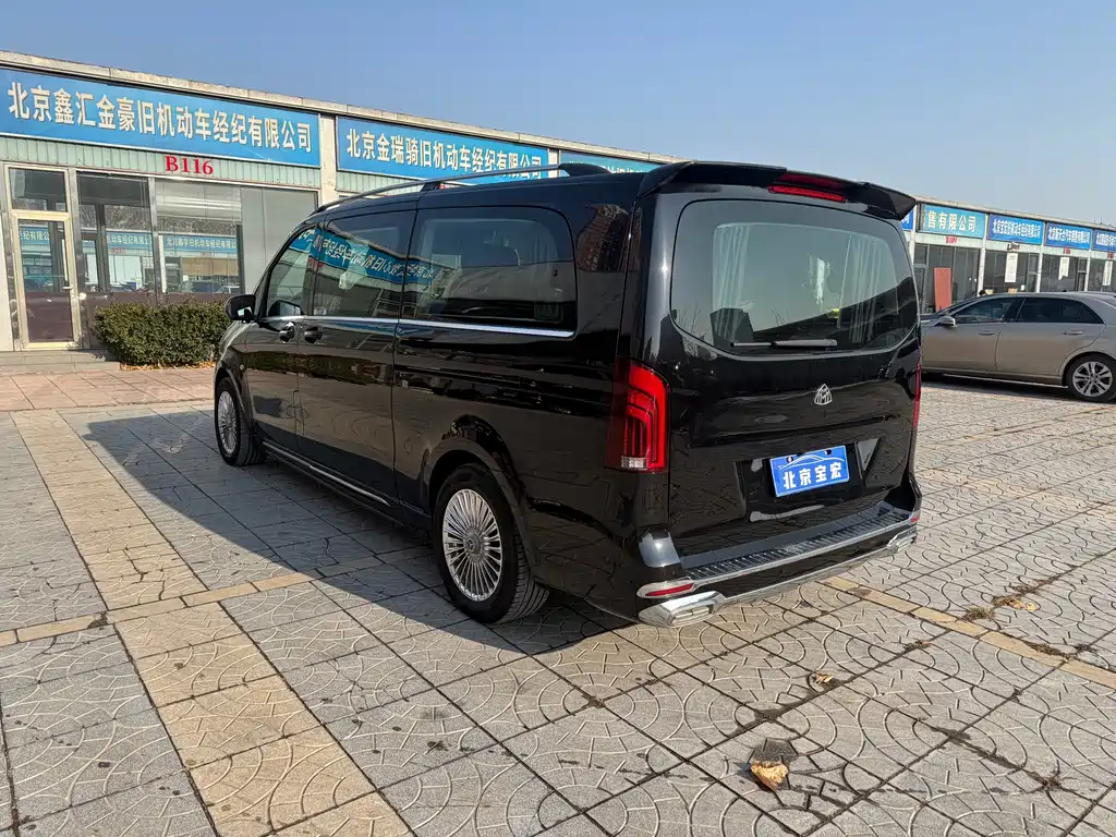 MERCEDES-BENZ VITO