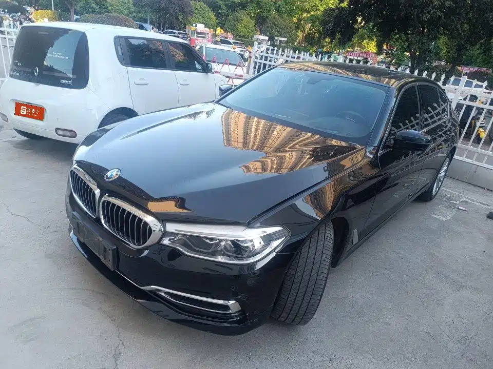 BMW 5 Series 2019