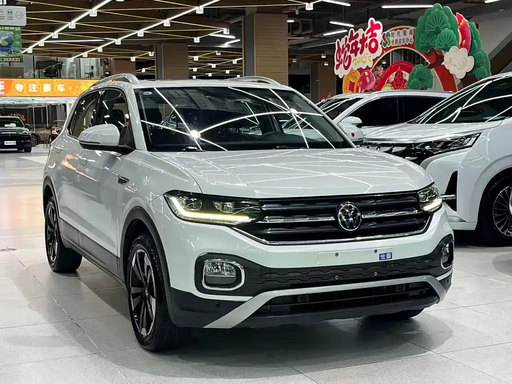 VOLKSWAGEN EXPLORING THE SHADOW