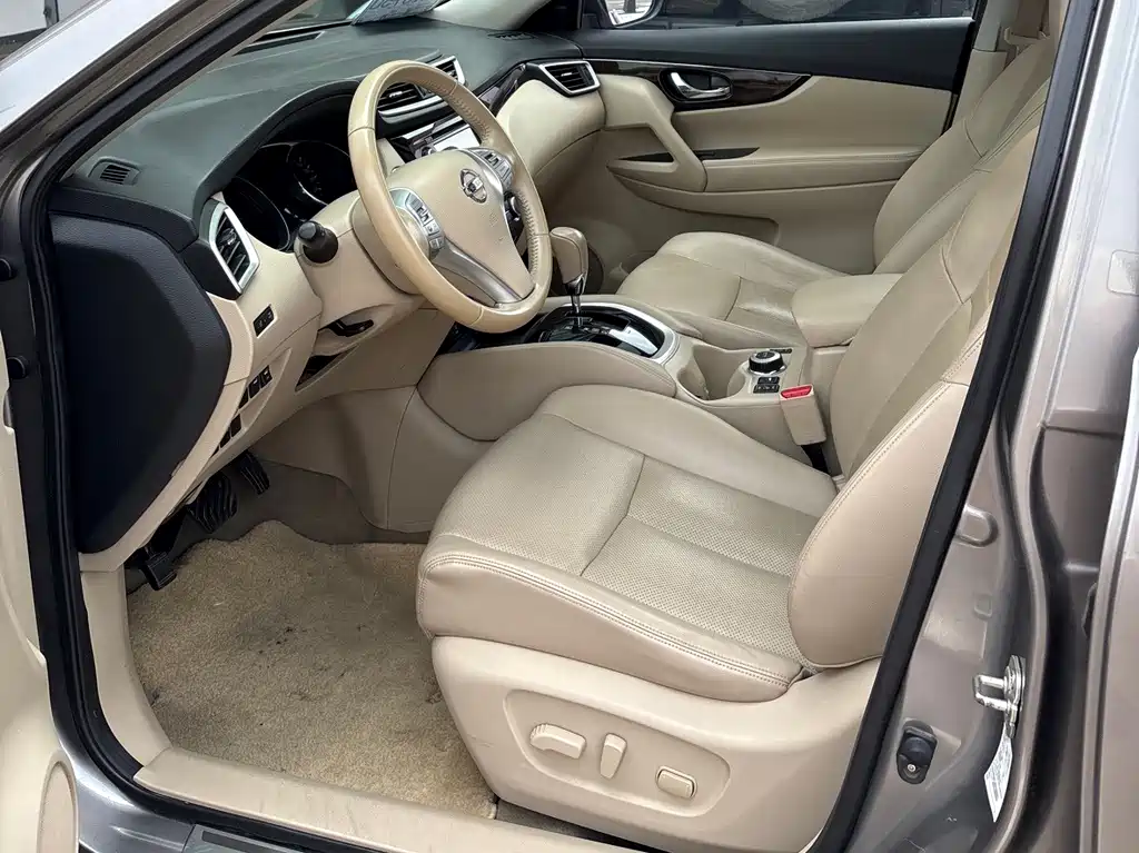 Nissan X-Trail 2014 2.5L CVT 4WD