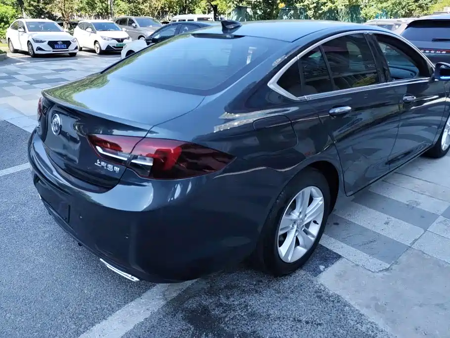 Buick Regal — миниатюра 3