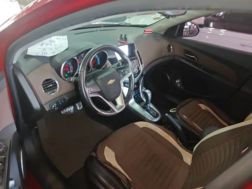 Chevrolet Cruze — миниатюра 10