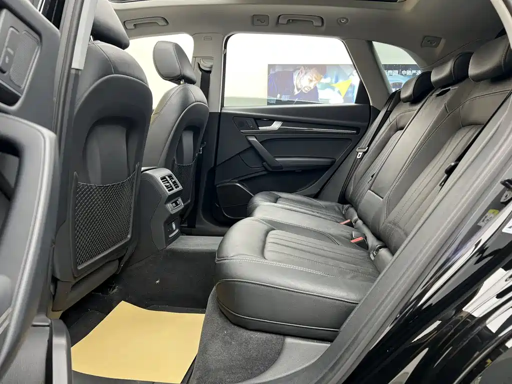 Audi Q5L — миниатюра 21