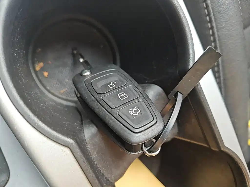 Ford Kuga — миниатюра 13