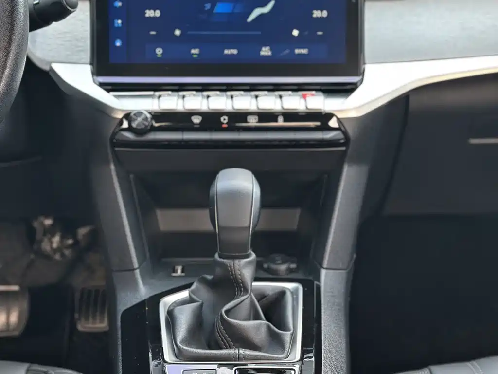 Peugeot 408 — миниатюра 20