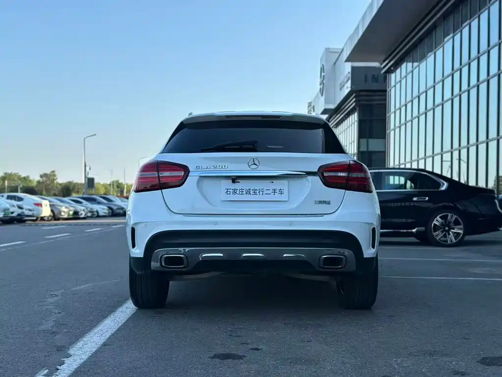Mercedes-Benz GLA — миниатюра 13