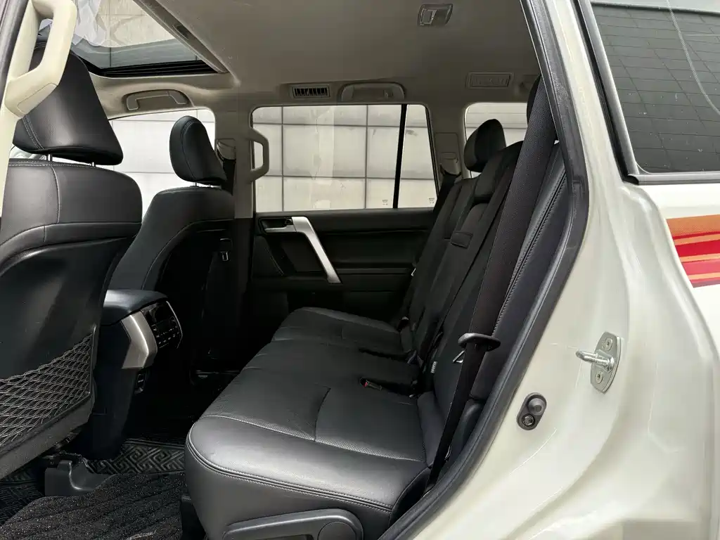 Toyota Land Cruiser Prado 2019 3.5L AT TX-L Premium
