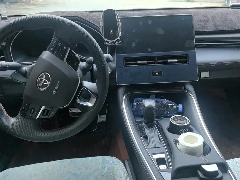 Toyota Avalon — миниатюра 12