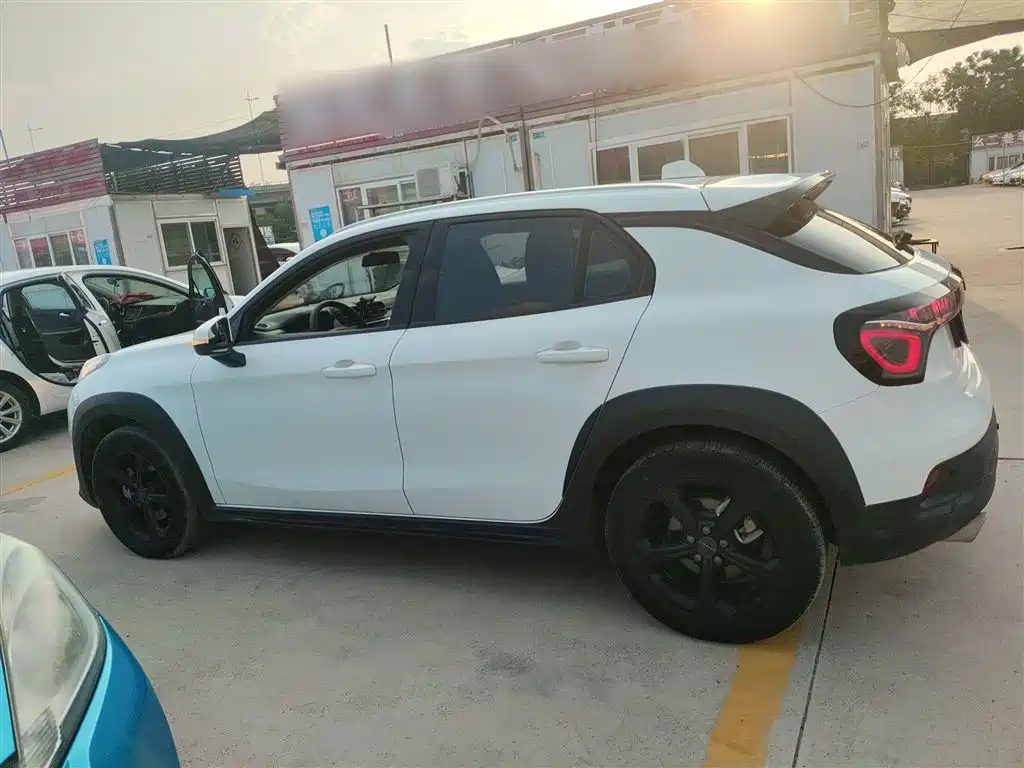 LYNK  02