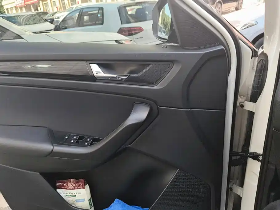 Skoda Kodiaq — миниатюра 7