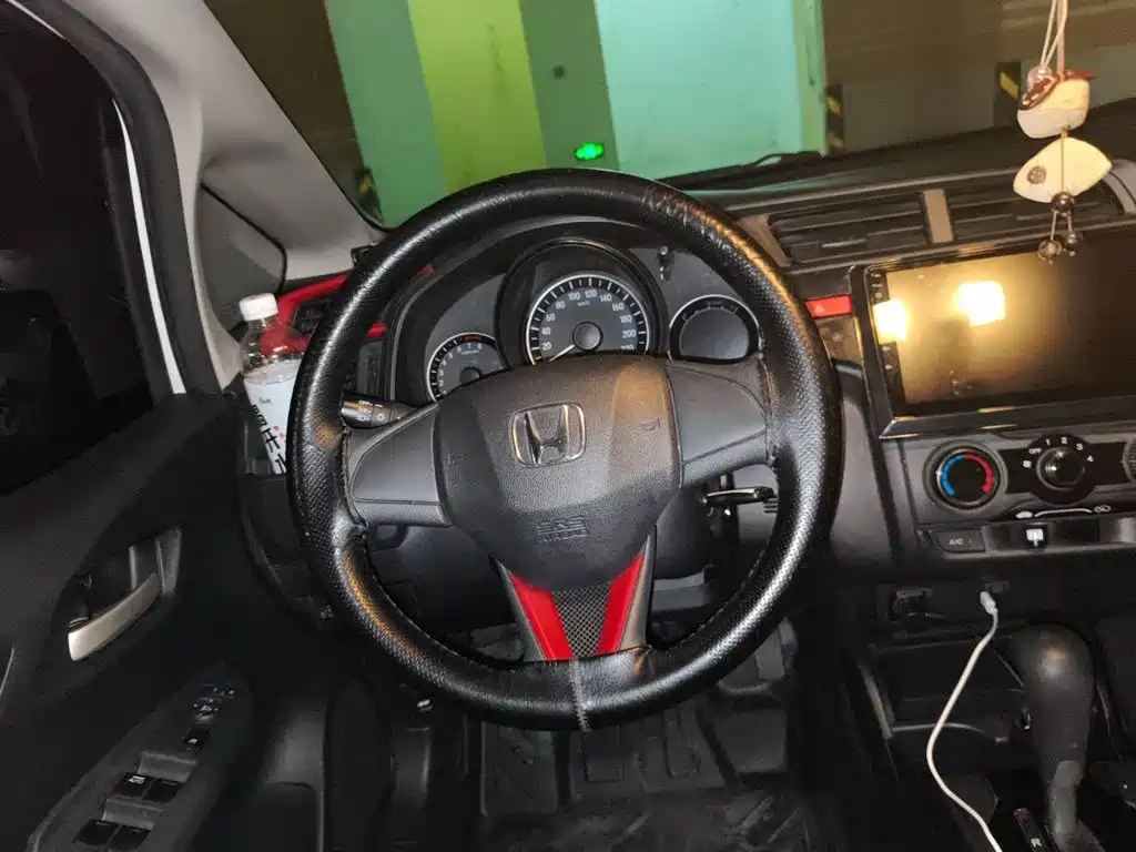Honda Fit — миниатюра 11