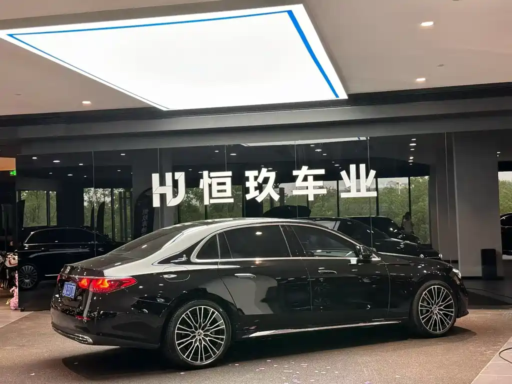 Mercedes-Benz E-Class E 2025 E 300 L Luxury