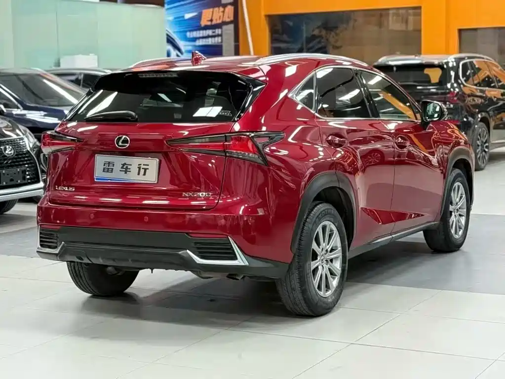 LEXUS NX