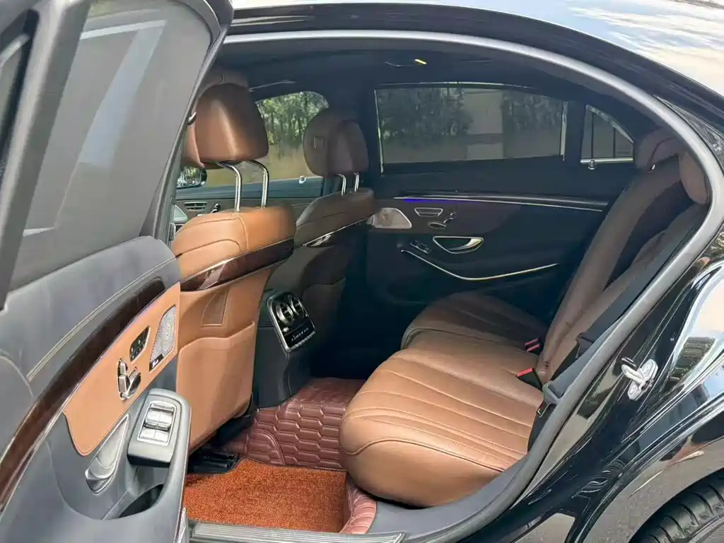 Mercedes-Benz S-Class — миниатюра 6