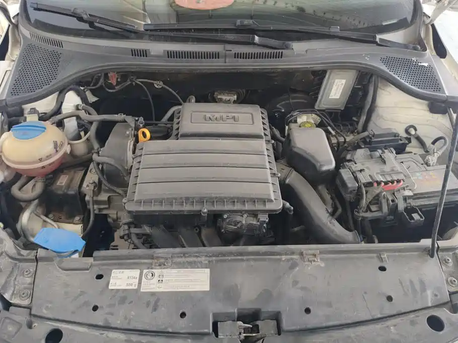 Skoda Rapid Spaceback — миниатюра 10