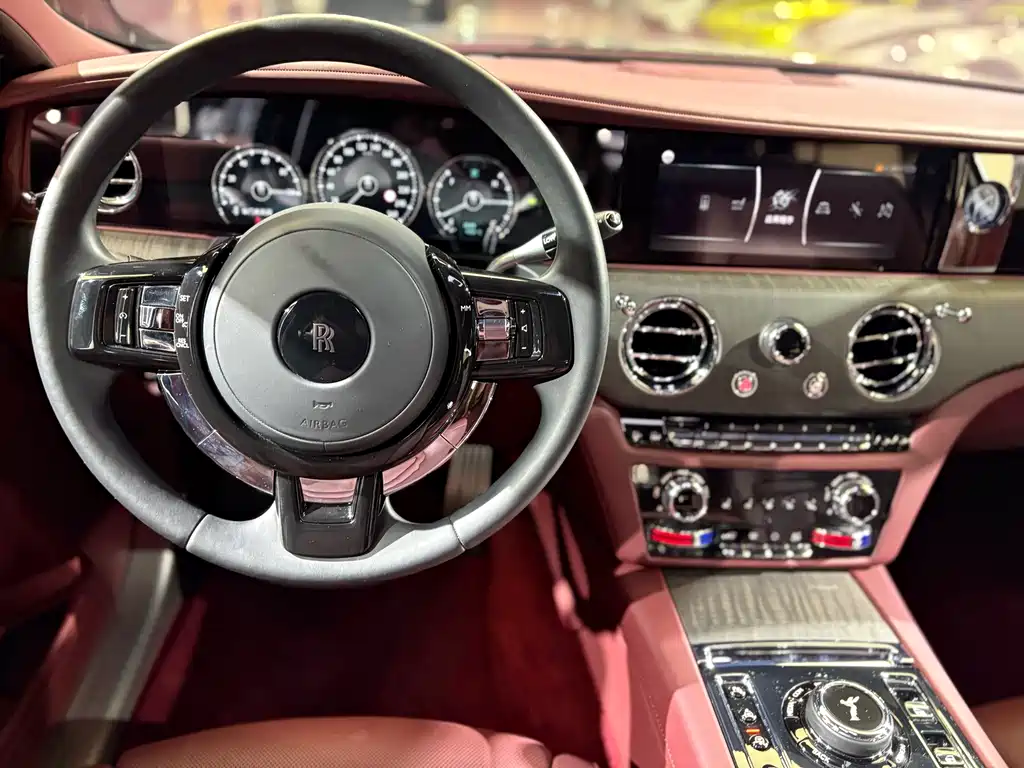 Rolls-Royce Ghost — миниатюра 18