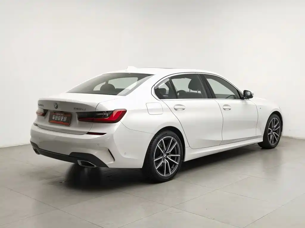 BMW 3 Series — миниатюра 2