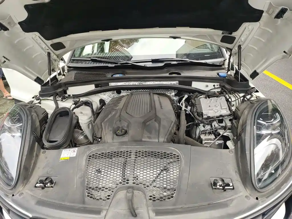 Porsche Macan — миниатюра 21