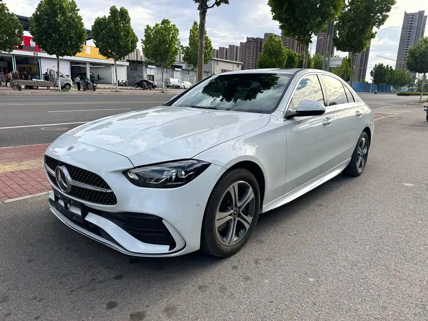 奔驰C级 2022款 改款 C 200 L 运动版 2021