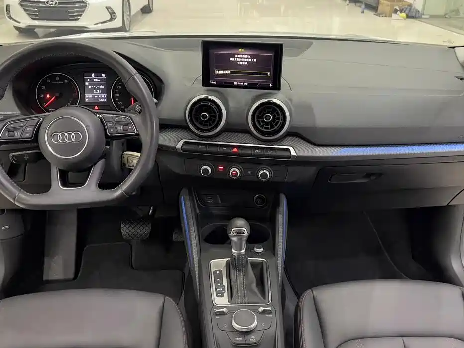 Audi Q2L — миниатюра 15
