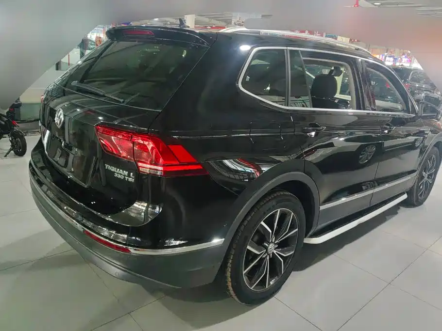 Volkswagen Tiguan L — миниатюра 3