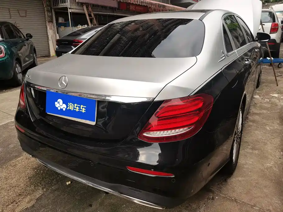 Mercedes-Benz E-Class — миниатюра 3