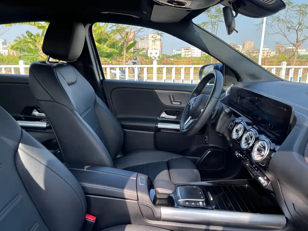 Mercedes-Benz GLA 2023 GLA 220