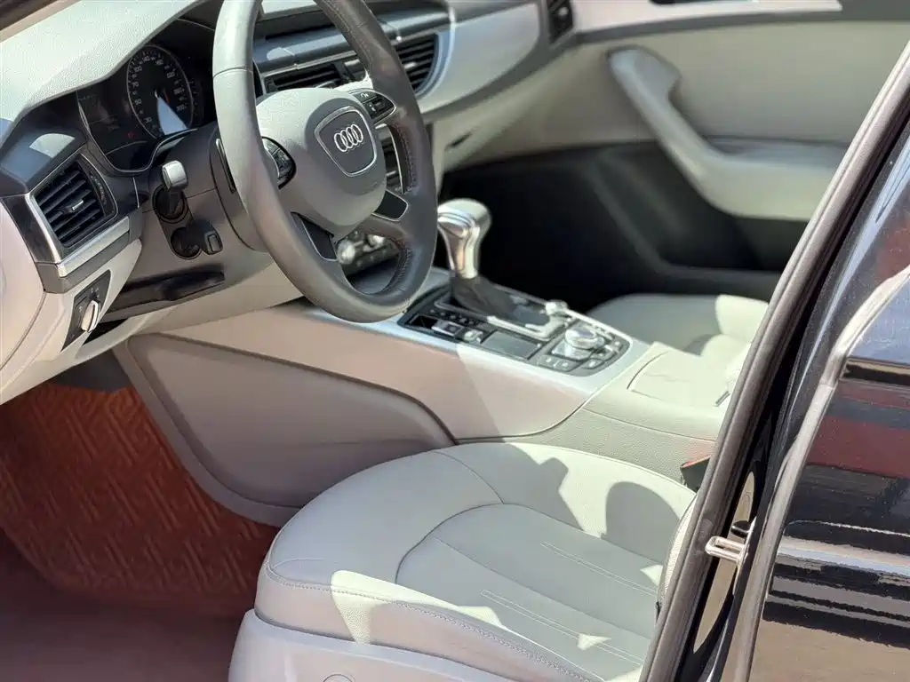 Audi A6L 2012 TFSI Comfort