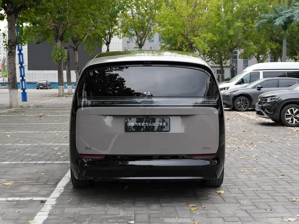 Li Auto Li MEGA — миниатюра 6