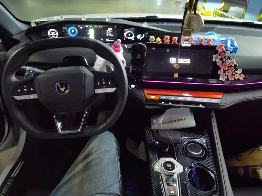 Changan UNI-V — миниатюра 12
