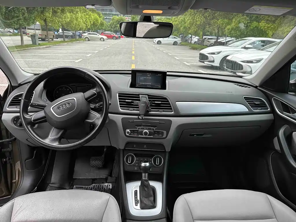 Audi Q3 — миниатюра 3