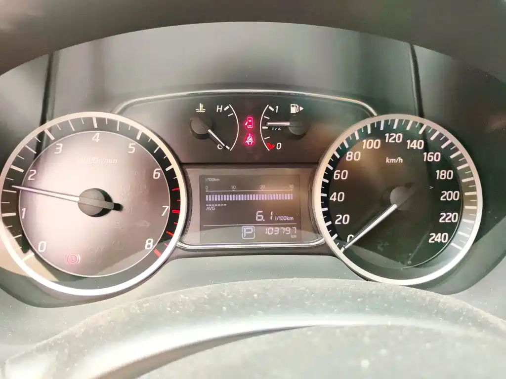 Nissan Sylphy — миниатюра 7