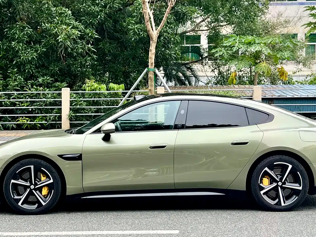 XIAOMI CAR XIAOMI SU7