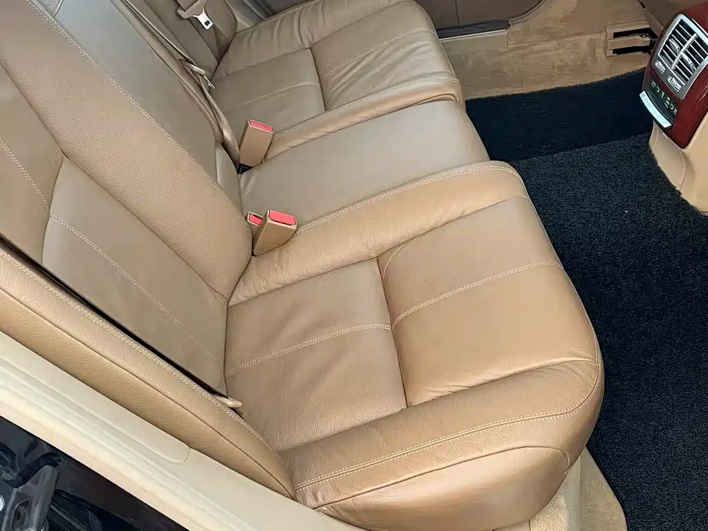 Mercedes-Benz S-Class — миниатюра 7