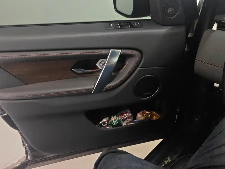 Land Rover Discovery Sport — миниатюра 7