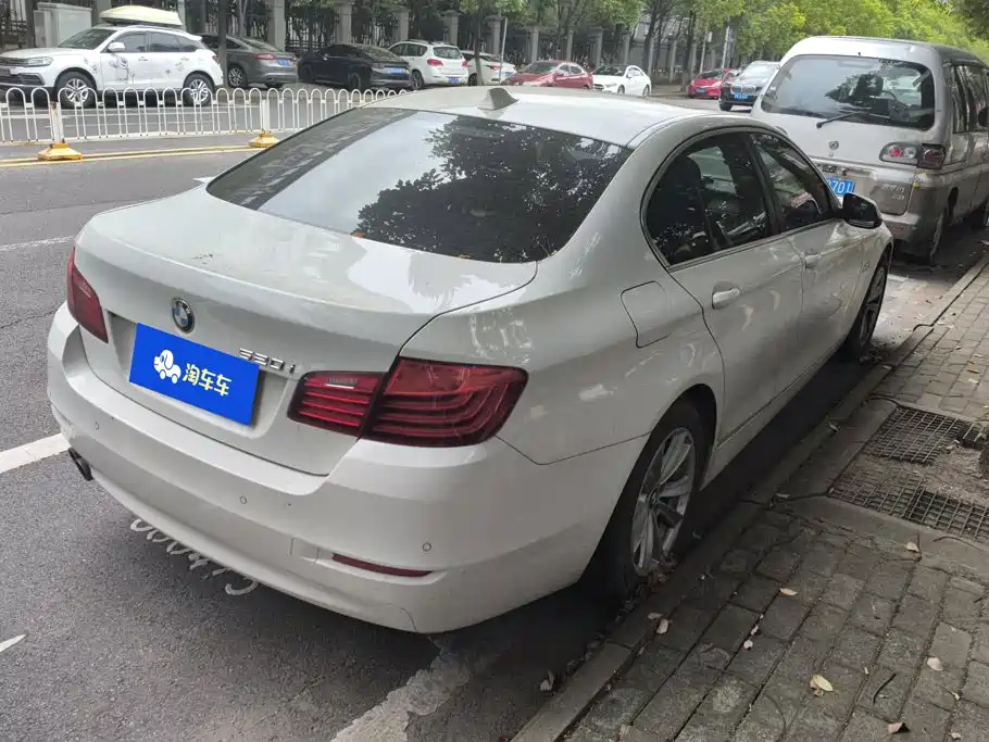 BMW 5 Series (Import) — миниатюра 3
