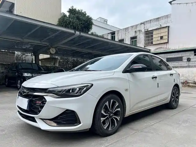 CHEVROLET CRUZE 2019
