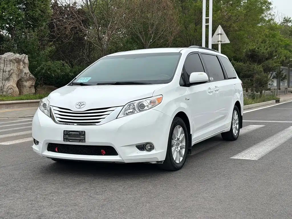Toyota Sienna 2017