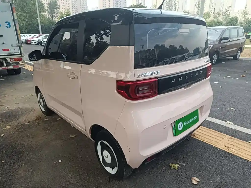 Wuling MINIEV — миниатюра 5