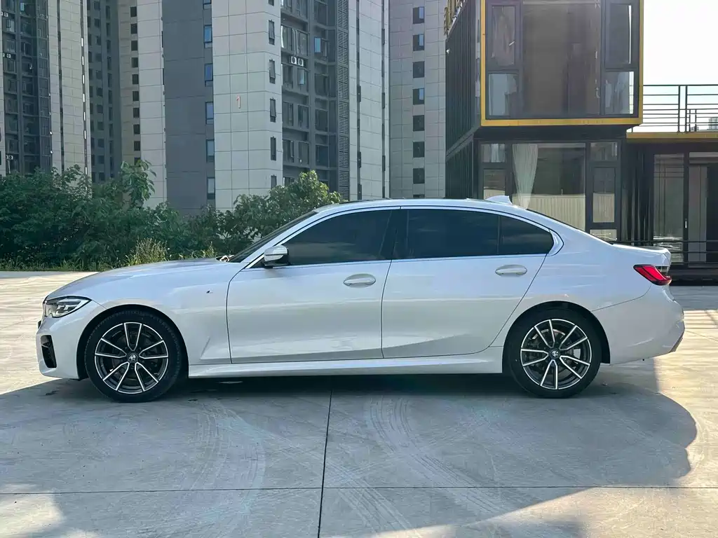 BMW 3 Series 3 2022 320Li M Sport