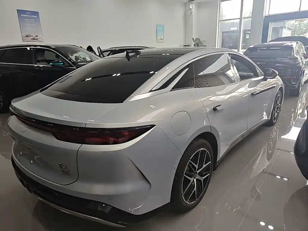 BYD Han L 2025 EV Flagship