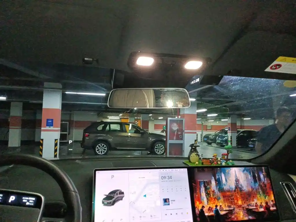 Li Auto Li L8 — миниатюра 15