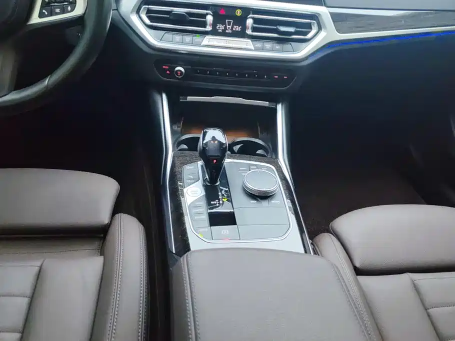 BMW 3 Series — миниатюра 16