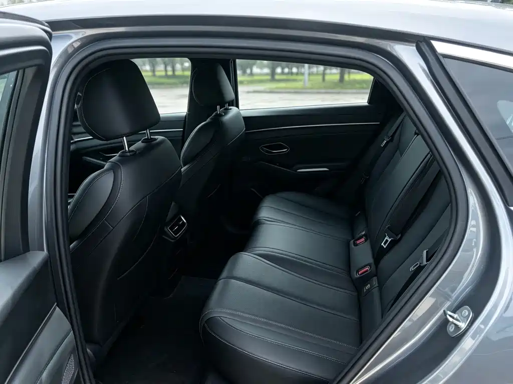 BYD Qin L — миниатюра 13
