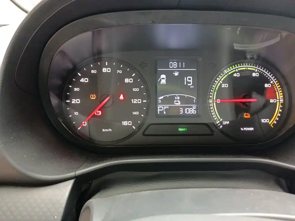 Roewe Clever — миниатюра 7