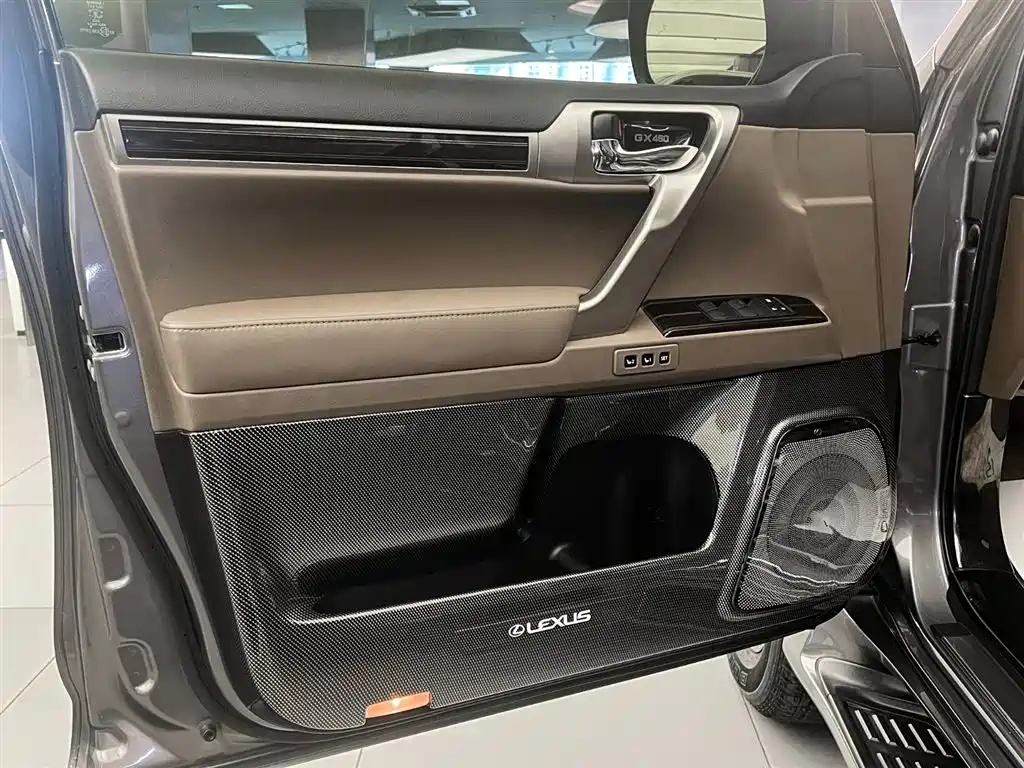 Lexus GX 2021 460