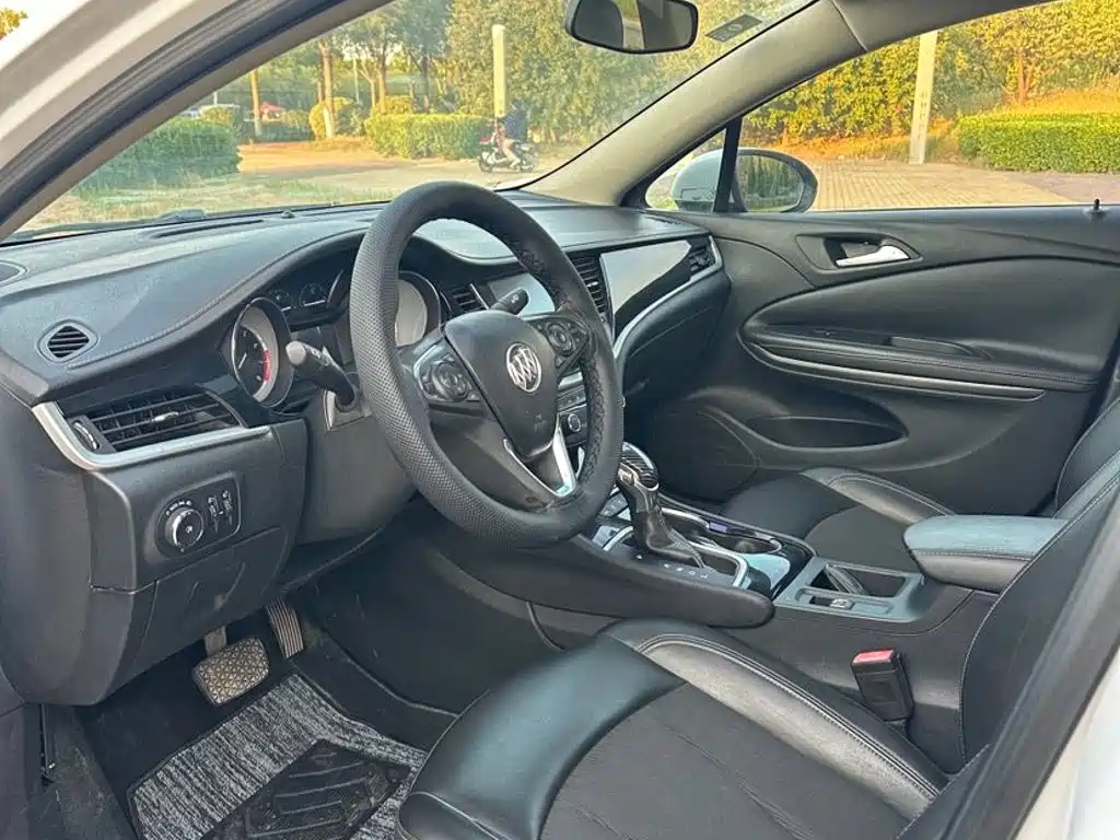 Buick Verano — миниатюра 8