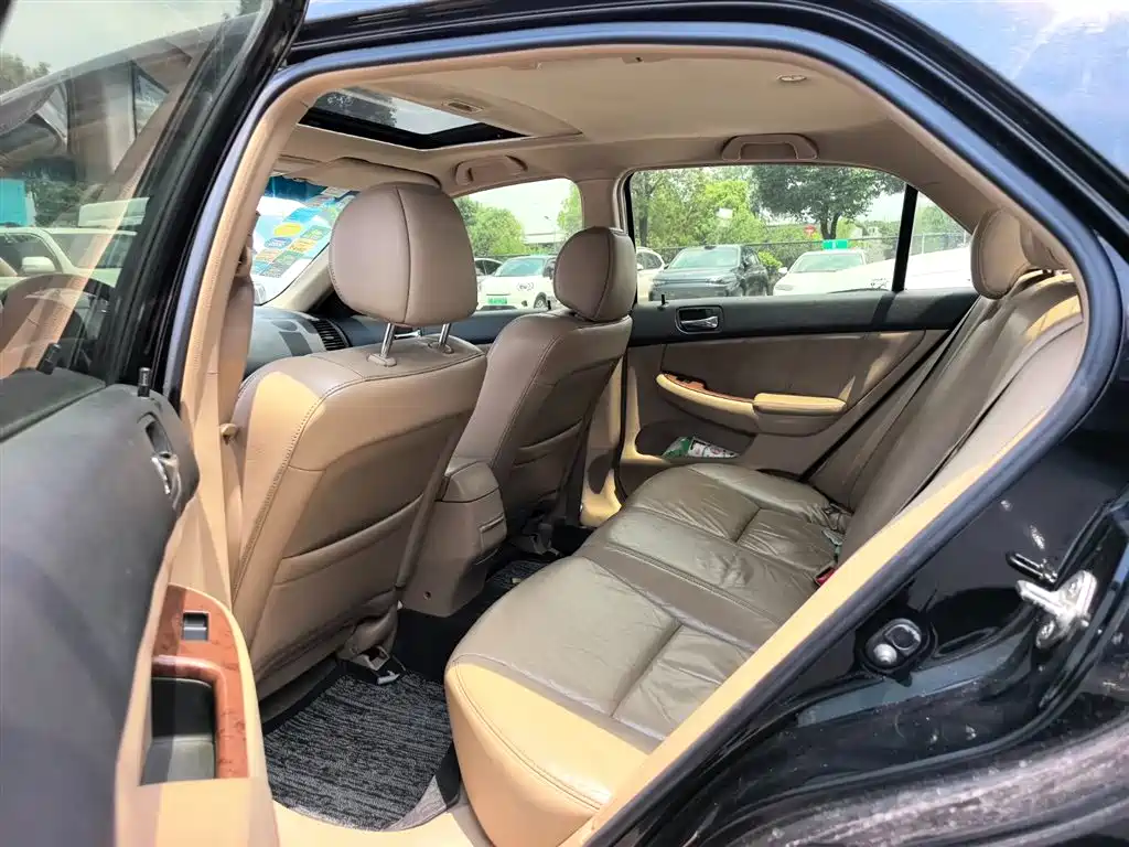 Honda Accord 2007 2.0L AT Comfort