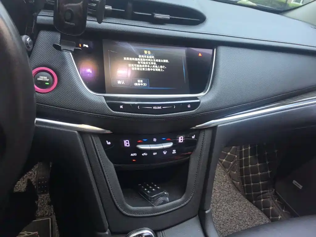 Cadillac XT5 — миниатюра 6