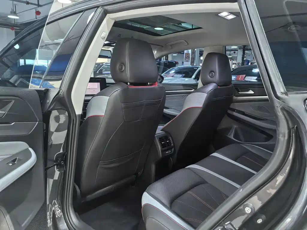 Volkswagen Lamando 2023 L 280TSI DSG